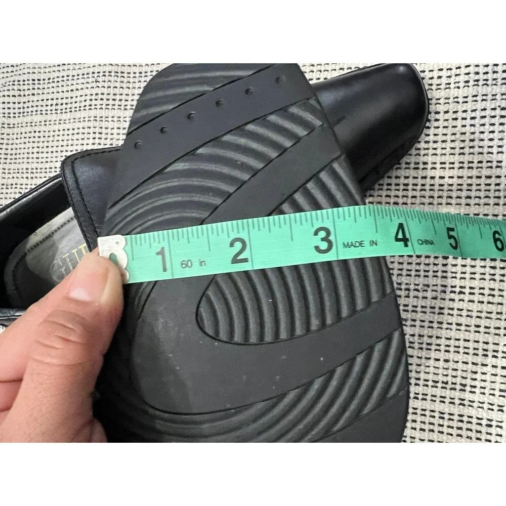 Guess Mgmicky Black Leather Embossed Sword & Wings Western Loafers Size 10M